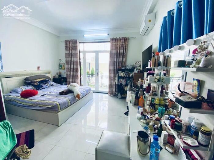 Hình ảnh Bán nhà Nguyễn Phúc Lai 49m2 nhà đẹp kinh doanh tốt oto sát nhà 12 tỷ 2