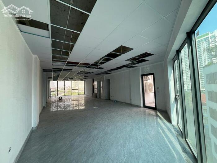 Hình ảnh Cho thuê văn phòng tại Nguyễn Xiển - Mới Toanh DT 140m2 ô tô đỗ cửa, giá tốt 4