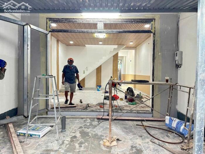 Hình ảnh BÁN NHÀ MẶT TIỀN ĐƯỜNG NGUYỄN THỊ TỒN. Ngay Cổng Cty Pouchen 3