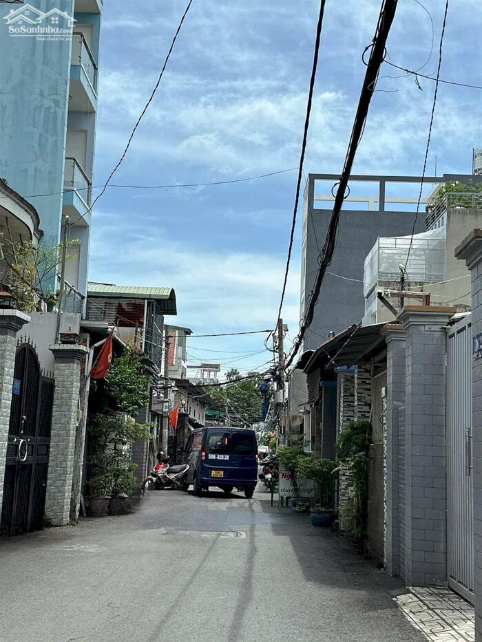 Hình ảnh Bán nhà 5 tầng hẻm 8m 90m2 ngang 4.8m vài bước ra Lê Đức Thọ gần CC Dream Home 8.8 tỷ. 1