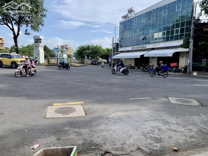 Hình ảnh 20 triệu - CHO THUÊ NHÀ 4 TẦNG (Mới xây 100%), NGAY GÓC NGÃ 4 MẶT TIỀN ĐƯỜNG ĐINH TIÊN HOÀNG 4