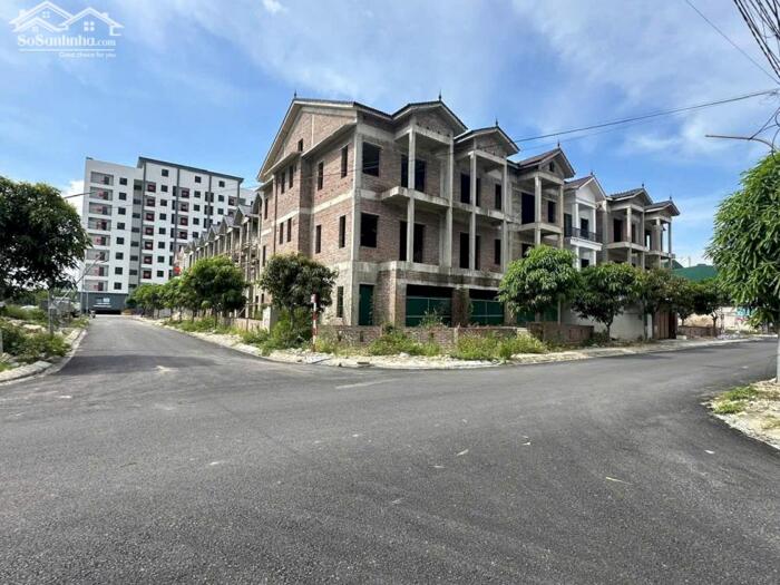 Hình ảnh BÁN BIỆT THỰ XÂY THÔ, LÔ GÓC 2 MẶT TIỀN – KĐT YÊN HOÀ, QUÁN BÀU, TP VINH 1