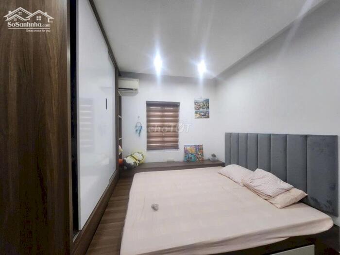 Hình ảnh Cho thuê nhà Văn Cao, DT: 45m2, 3 p.ngủ full đồ. 4