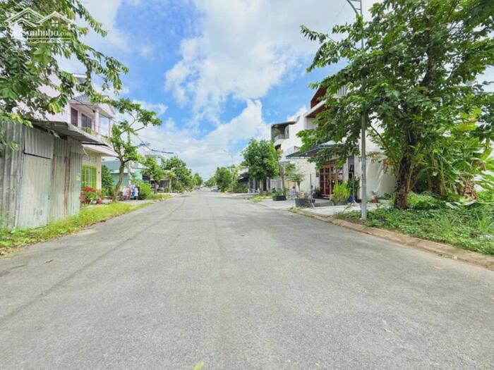 Hình ảnh Nền đường D14 KDC Hồng Loan 6A. 1