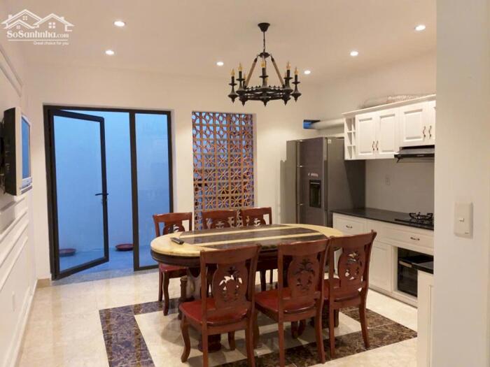 Hình ảnh Cho thuê nguyên căn Văn Cao 8 ngủ khép kín, DT: 90m2. 1