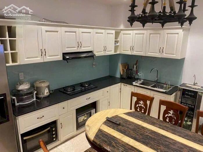 Hình ảnh Cho thuê nguyên căn Văn Cao 8 ngủ khép kín, DT: 90m2. 9