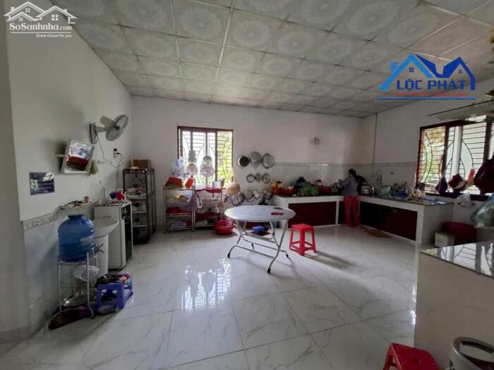 Hình ảnh Bán đất mặt tiền đường QL51-Long Thành 3000m2 giá 15 triệu/m2 2