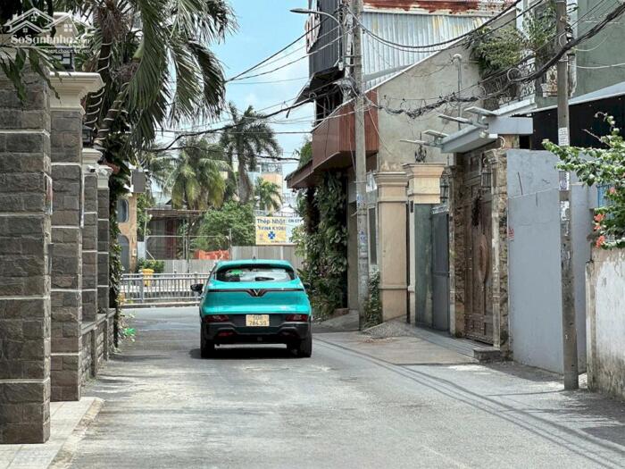 Hình ảnh CHDV 6 lầu hẻm 416 Dương Quảng Hàm DTS 650m2 ngang 5m 16PN TN 100tr sát Bình Thạnh 27 tỷ 2