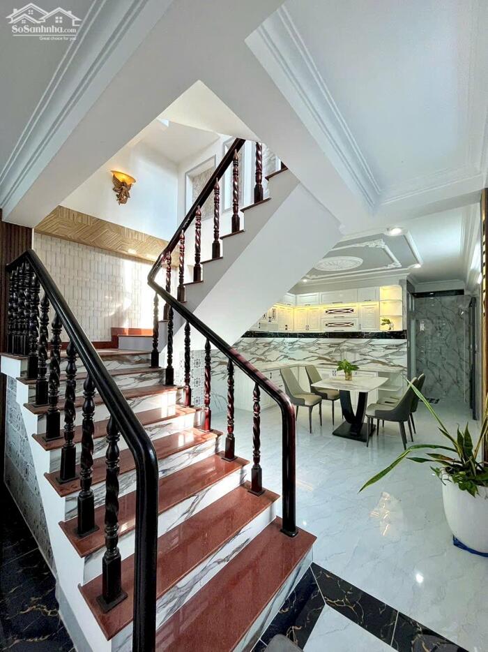 Hình ảnh Cho Thuê Nhà Trệt Lửng 2 Lầu Góc 2 Mặt tiền Trục chính hẻm 112 Hoàng Quốc Việt, P.An Bình, TP.Cần Thơ 7