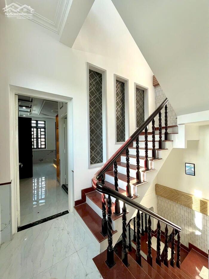 Hình ảnh Cho Thuê Nhà Trệt Lửng 2 Lầu Góc 2 Mặt tiền Trục chính hẻm 112 Hoàng Quốc Việt, P.An Bình, TP.Cần Thơ 16