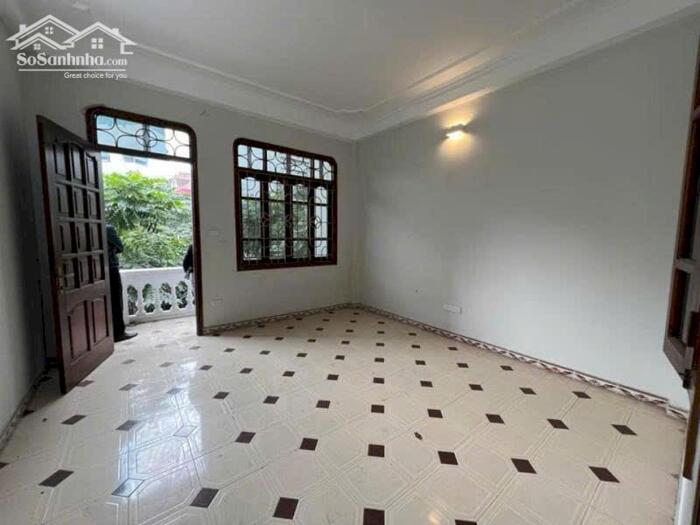 Hình ảnh Bán nhà Mặt Phố Phan Kế Bính 80m2, Mặt tiền 5m, vỉa hè rộng 2