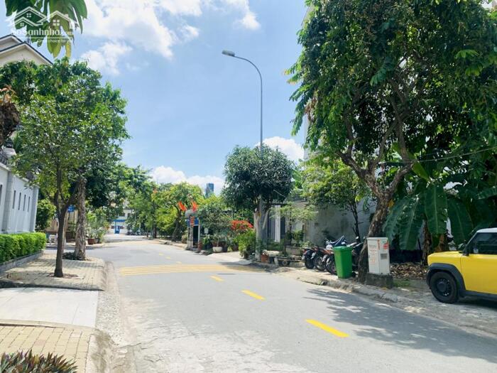 Hình ảnh Bán Đất Biệt Thự Ven Sông Khu Trần Não,Q2 DT:138m2(7,5mx18,5m)-Giá 30 Tỷ TL 1