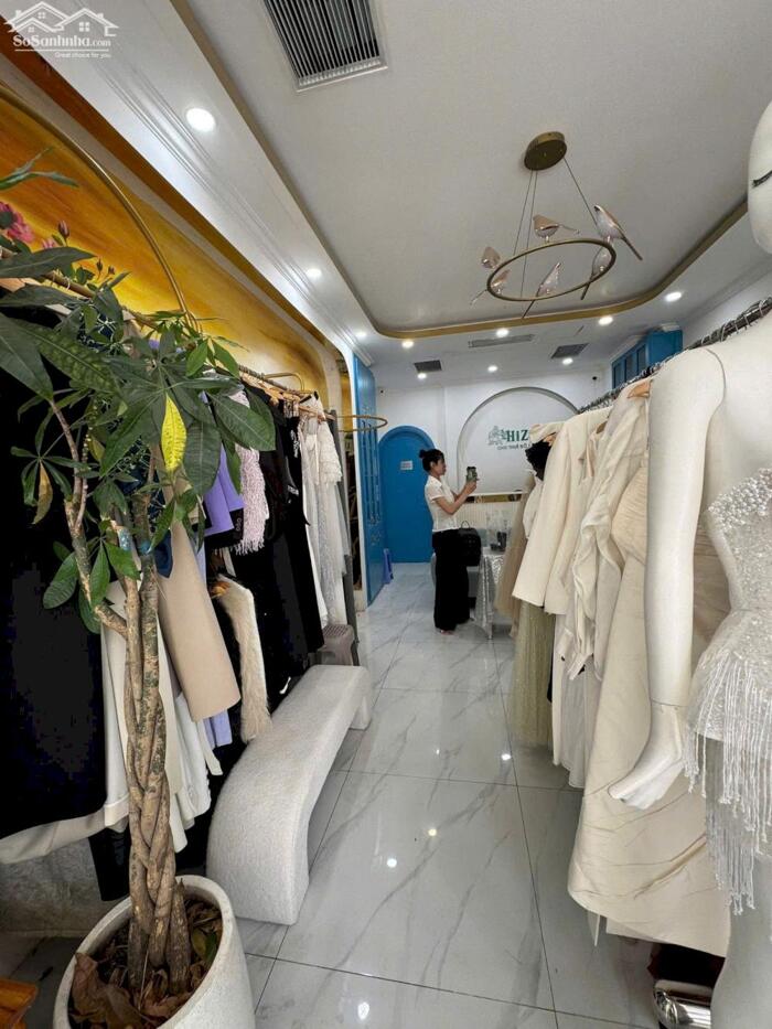 Hình ảnh Cho thuê nhà 130 Hoa Lan, Phường 2, Q.Phú nhuận 0