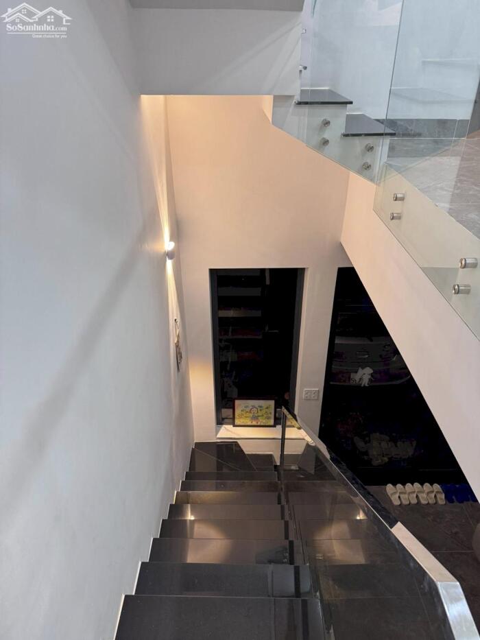 Hình ảnh Bán nhà Yên Lạc, nhà 5 tầng Hai Bà Trưng, ngõ thông oto, nhà gần Times City, trường điểm. 1