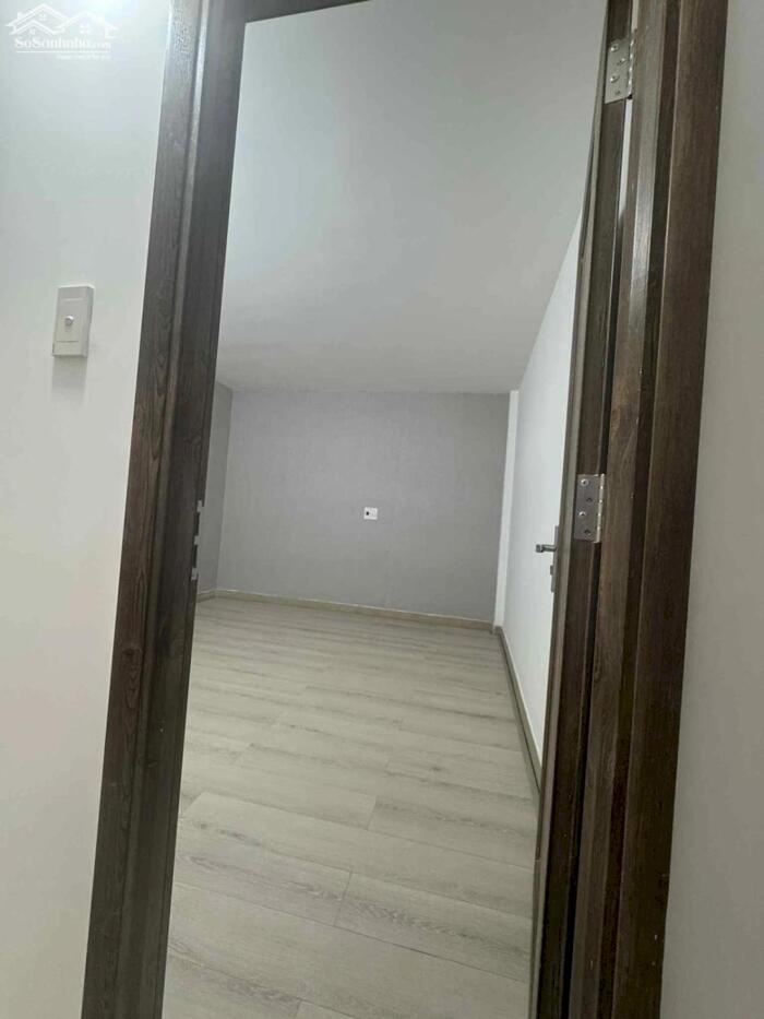 Hình ảnh HÓT _ BÁN NHÀ GÁC ĐÚC NGUYỄN CÔNG HOAN NGAY BẾN XE _ 100M² _ KIỆT 2.5 M _ GIÁ 2.99 TỶ 4