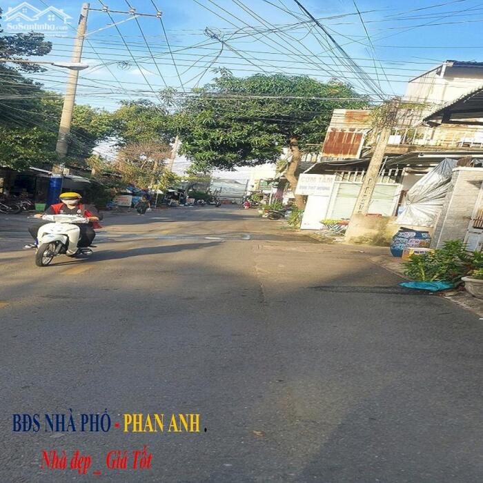 Hình ảnh [ Bán gấp ] nhà mặt phố Quận 9– Đường ô tô 2 chiều – HĐT 121 triệu - Chỉ có 9 tỷ.n.n.n.. 5