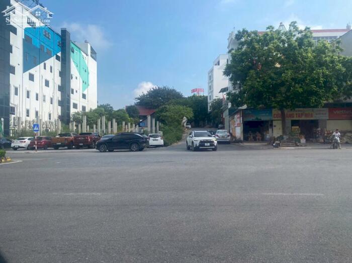 Hình ảnh Bán ô góc đất thương mại dịch vụ đường Nguyễn Tất Thành, Liên Bảo, Vĩnh Yên 1