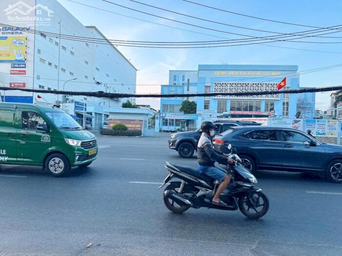 Hình ảnh Bán CHDV 5 tầng view chợ Hạnh Thông Tây ngang 5m 75m2 9PN hẻm 8m thông chỉ 10.9 tỷ. 3