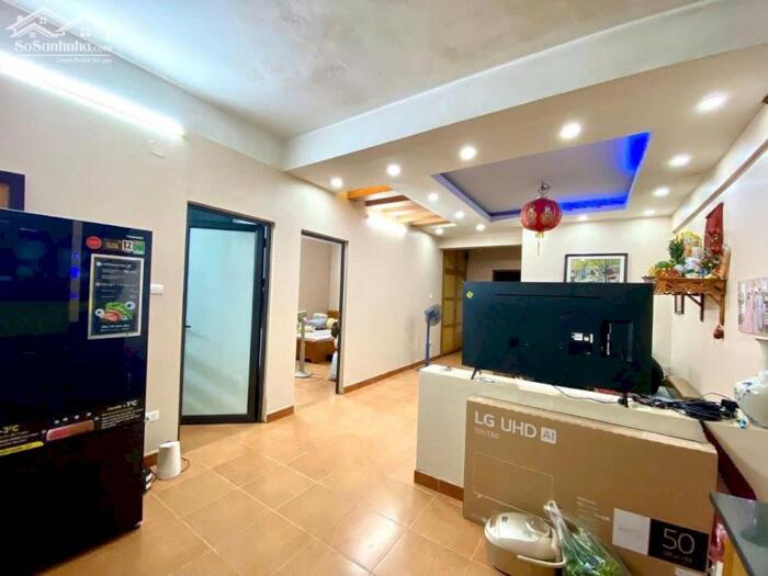 Hình ảnh GIÁ RẺ! CC Nam Trung Yên - Cầu Giấy - lô góc - 75m2 2pn ( có thể sửa 3pn) giá 4,95 tỷ 2