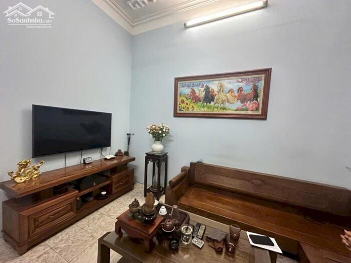 Hình ảnh Bán nhà Tôn Đức Thắng 25m2 nhà đẹp ngõ to 6 phòng ngủ giá rẻ 5.5 tỷ 1