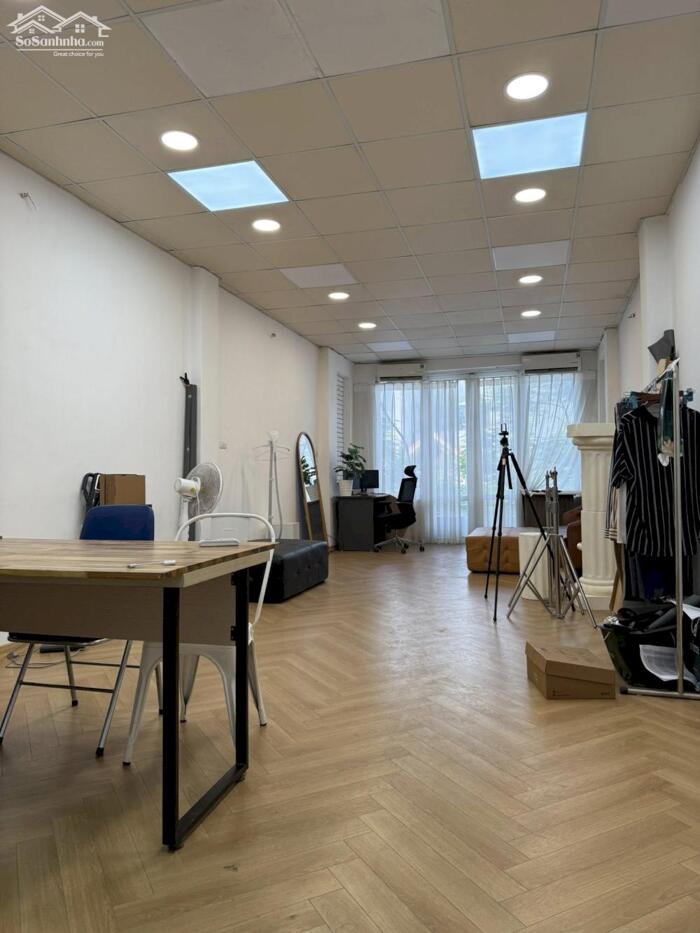 Hình ảnh Mặt Hồ Trúc Bạch Trấn Vũ 50M2 5 Tầng 38.5 Tỷ Dòng Tiền 65TR/TH 2 Thoáng trước sau 1