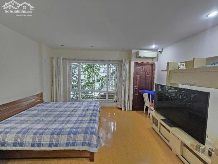 Hình ảnh Bán nhà Hoàng Hoa Thám 115m2 vị trí đẹp ngõ to nông sổ nở hậu 16 tỷ 2