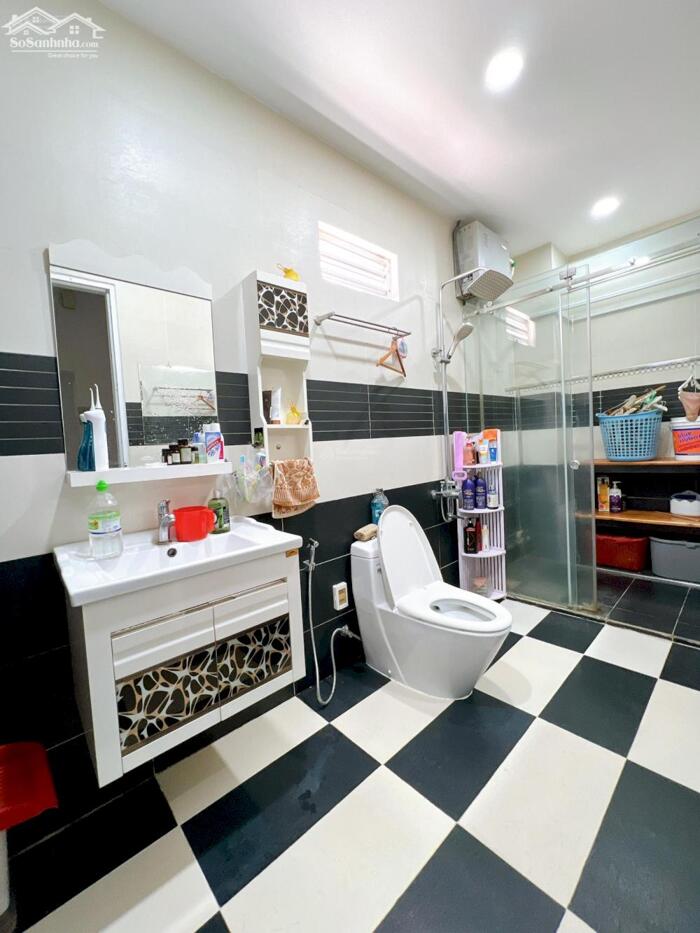 Hình ảnh MTKD hẻm 280 Bùi Hữu Nghĩa, 4 x 16m, 4 tấm hẻm thông giá 9 tỷ còn bớt lộc 1