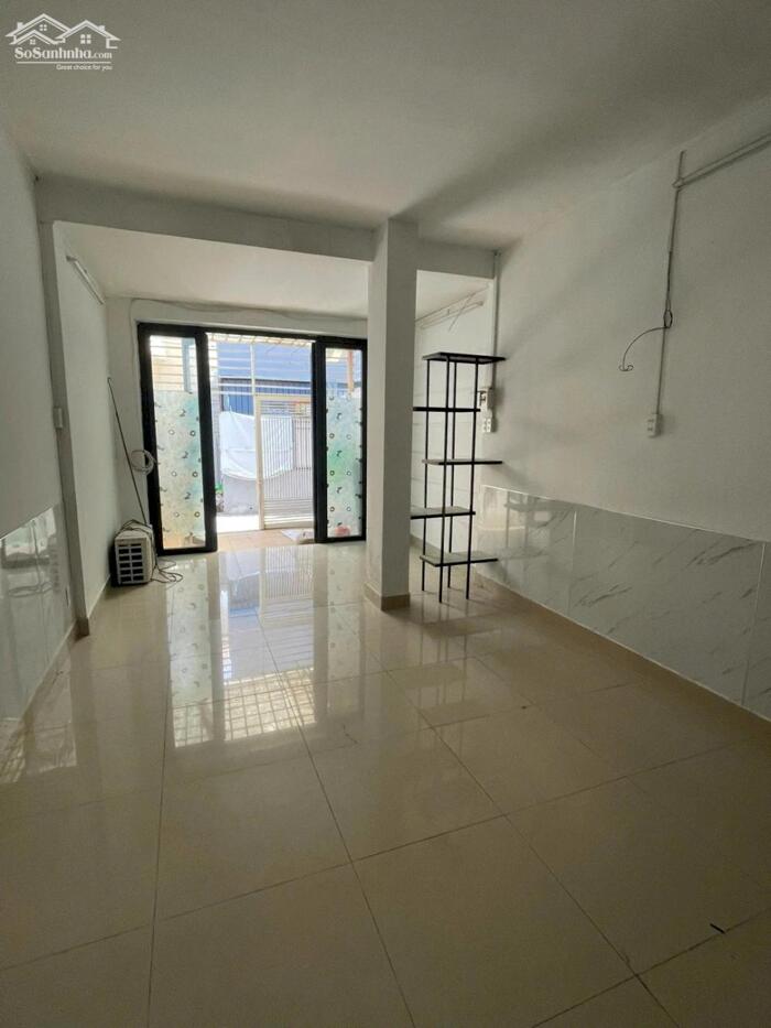 Hình ảnh SIÊU RẺ _ BÁN NHÀ HOÀNG DIỆU NGAY TRUNG TÂM _ 54M² _ 1PN _ GIÁ: 2.65 TỶ 2