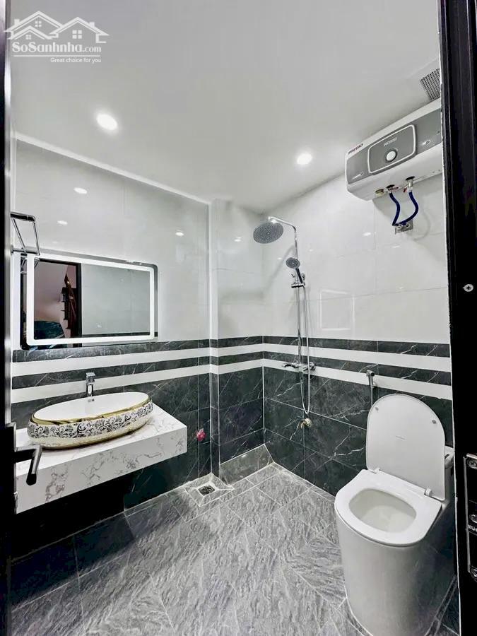 Hình ảnh HOA KHÔI PHỐ KIM NGƯU – HAI BÀ TRƯNG | 33M² – 5 TẦNG – Ô TÔ TRÁNH, VỈA HÈ Ô TÔ ĐỖ CỬA 4