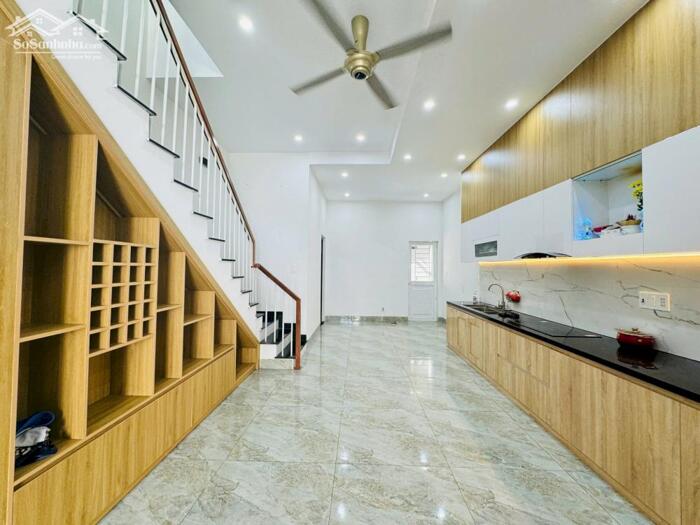 Hình ảnh Chính chủ gửi bán nhà 4 tầng MT Đinh Đức Thiện,P Hoà Khánh.Đà Nẵng. 3