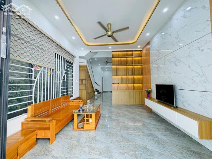 Hình ảnh Chính chủ gửi bán nhà 4 tầng MT Đinh Đức Thiện,P Hoà Khánh.Đà Nẵng. 2