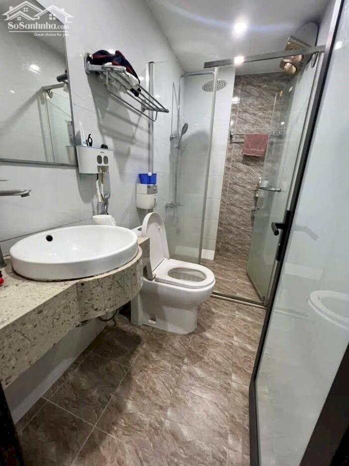 Hình ảnh BÁN NHÀ 5 TẦNG 40 M2 SIÊU ĐẸP NGÕ Ô TÔ PHỐ BỒ ĐỀ GIÁ 8.2 TỶ 2