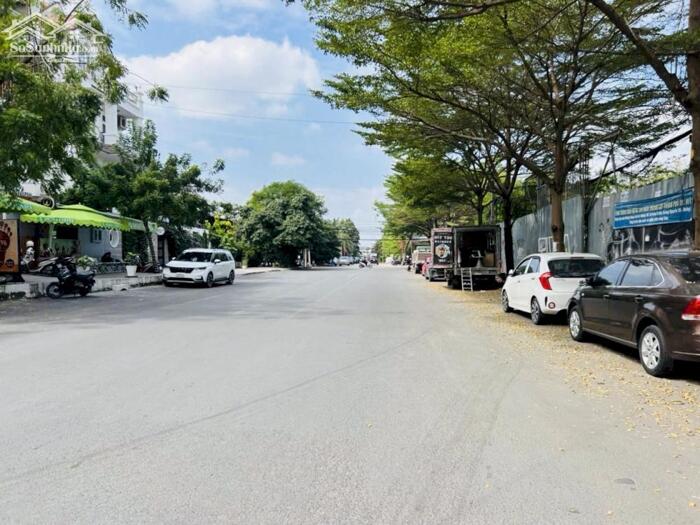 Hình ảnh Bán Đất Xây Cao Tầng Thảo Điền DT:1014m2(20mx47m) CTXD:Hầm 7 Tầng-Giá 210 Tỷ TL 1