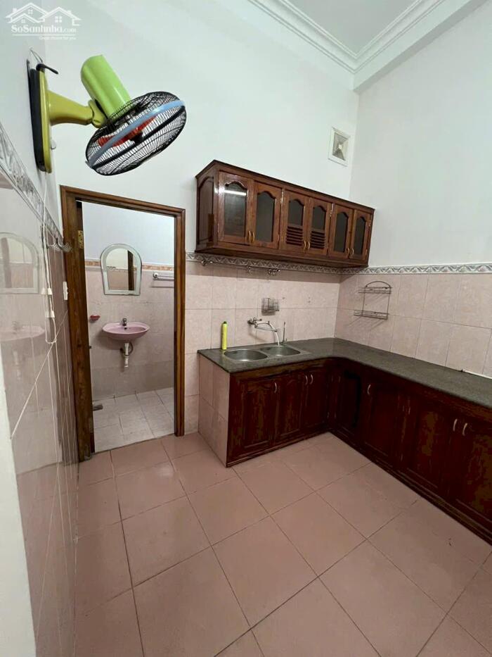 Hình ảnh Cho thuê nhà 3 tầng MT Núi Thành, Hòa Cường- Hải Châu 3