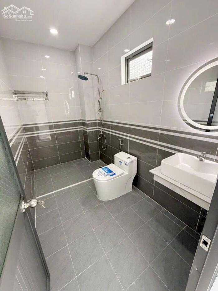 Hình ảnh Chủ ngộp ngân hàng cần bán gấp căn nhà lầu giảm sâu sở hữu với 400tr 6