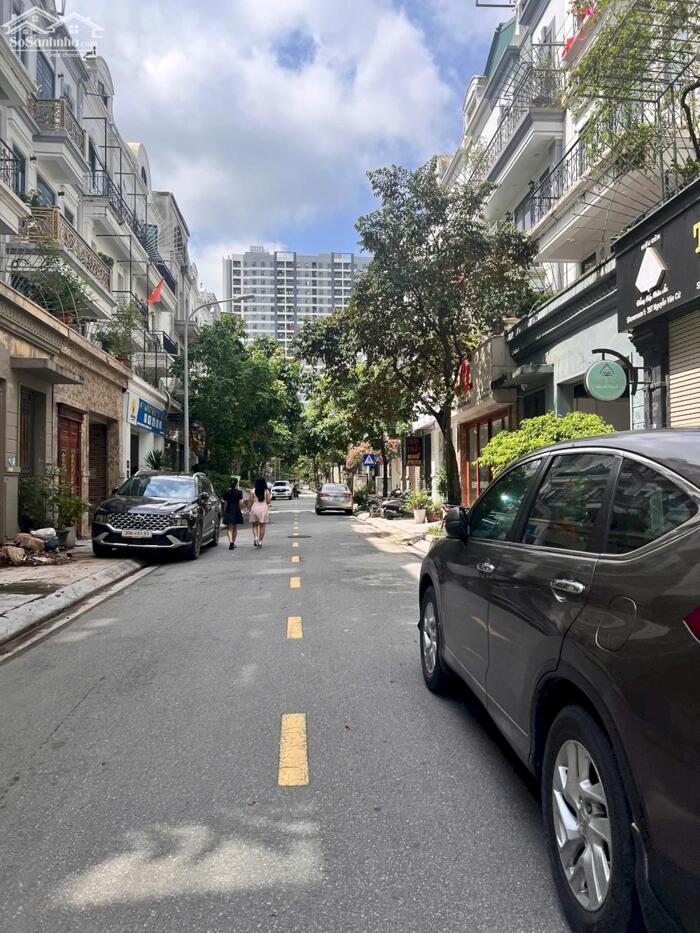 Hình ảnh Cần Báo Nhanh Căn Shophouse Thuận An 90m2 Khu Đô Thị 31ha Trâu Quỳ Gần Ủy Ban Xã Gia Lâm 2