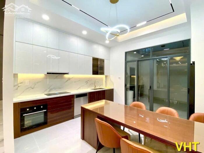 Hình ảnh 81m2 - Giá 9.7 tỷ - Nhà mới HXH Huỳnh Tấn Phát kế chợ Phú Thuận, Q7 3