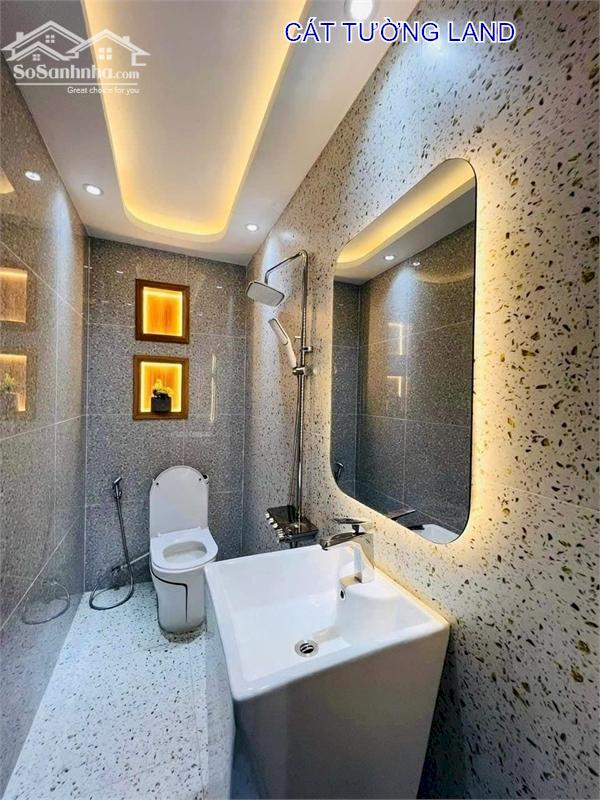 Hình ảnh Bán nhà 4 Tầng -- Hẻm 6m Phan Huy Ích, P.14, Gò Vấp -- Sát Kênh Tham Lương -- Chỉ 7.6 tỷ 7