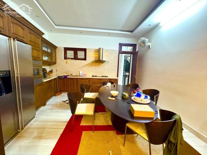 Hình ảnh Bán nhà Nguyễn Khuyến 42m2 nhà đẹp 7 tầng thang máy ở luôn 11.8 tỷ 2