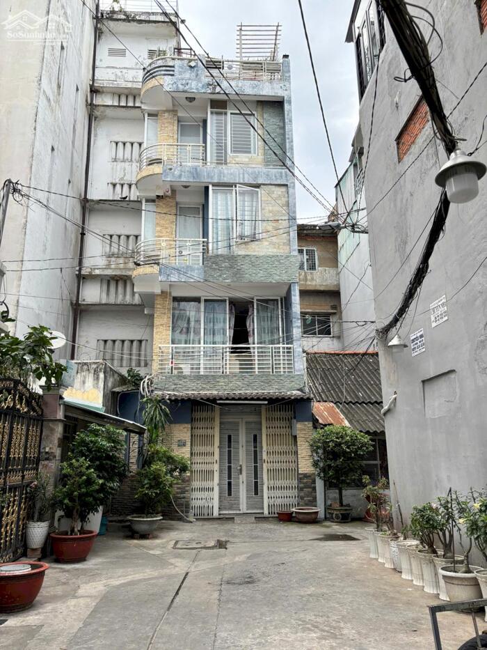 Hình ảnh Bán Nhà Trung Tâm Quận 1 – Nguyễn Trãi – Ngang 4m – 6PN – Giá dưới 13 Tỷ 0