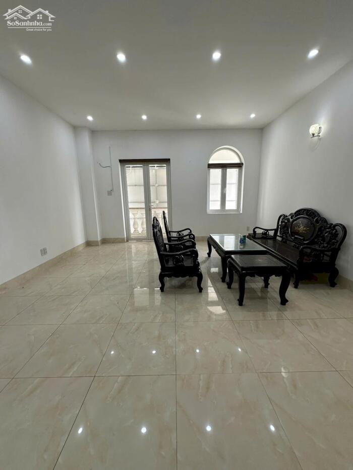 Hình ảnh Giá tốt Nhất Khu!Cho Thuê Nhà 1T2L Mặt Tiền Đường Lý Thái Tổ KDC Hưng Phú 1, Tiện VP Công Ty 10