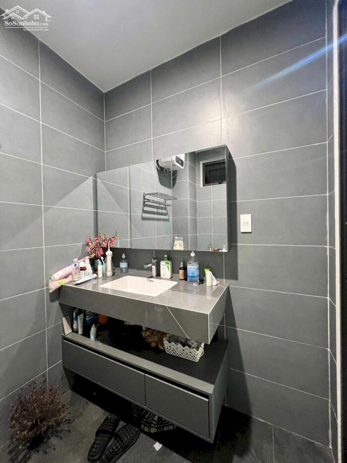 Hình ảnh Cho Thuê Nhà Nguyên Căn 3 Tầng Kiệt Oto Nguyễn Công Trứ, Gần Biển Mỹ Khê. 4