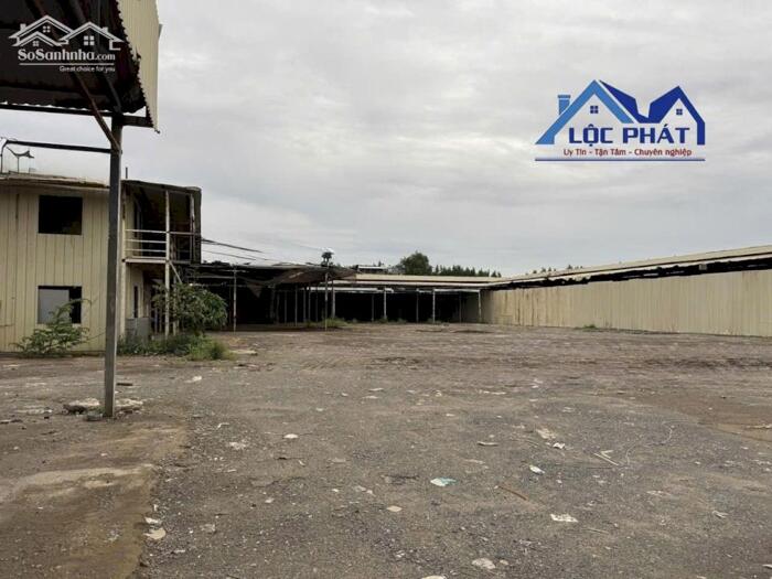Hình ảnh Cho thuê kho xưởng hoặc làm bãi xe 5000m2 chỉ 150 triệu/tháng 2