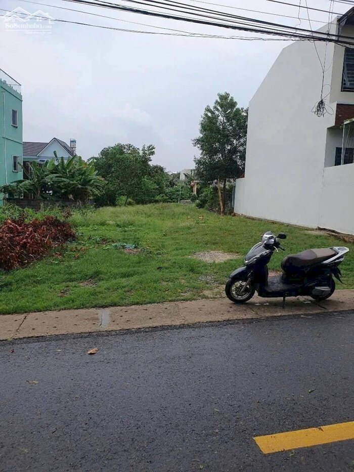 Hình ảnh CẦN TIỀN CHO THUÊ 512M2 ĐẤT Ở NGAY CHỢ GẦN TRƯỜNG HỌC DÂN CƯ ĐÔNG. GIÁ 220 TRIỆU 2