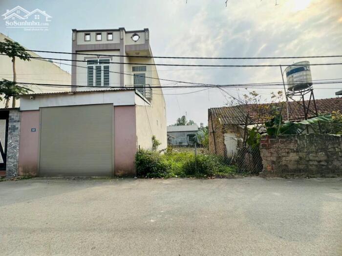 Hình ảnh Bán đất 100m2 hướng tây bắc trục chính xóm Gẩy, Định Trung, Vĩnh Yên, Vĩnh Phúc 0