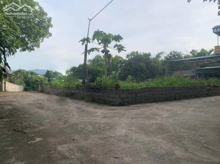 Hình ảnh Bán đất bám QL21 gần Cao Đẳng Cảnh sát, gần ngã 4 Xuân Mai, Hà Nội. Lô góc Diện tích hơn 460m² Có 200m² Thổ Cư và hơn 260m² 0