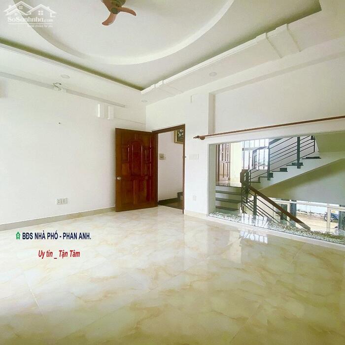 Hình ảnh Bán gấp nhà phố Quận 9 – Hẻm xe hơi – Khu phân lô cap cấp - Chỉ có 7 tỷ .n.n.n. 1