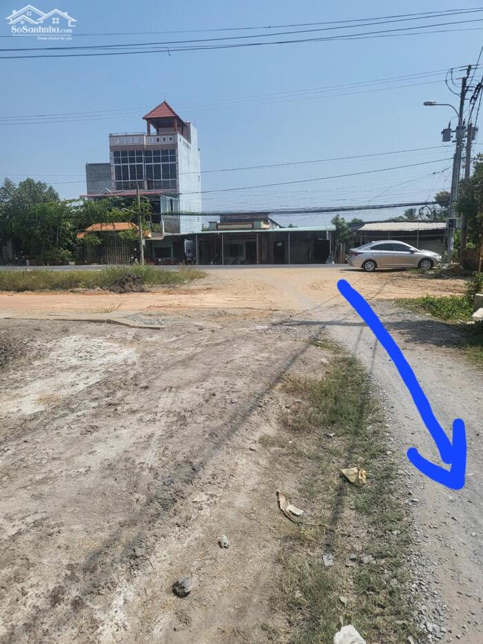 Hình ảnh Đất vườn 883m2 xã Tân Chánh Chủ cần bán gấp trọn sổ 480tr 1