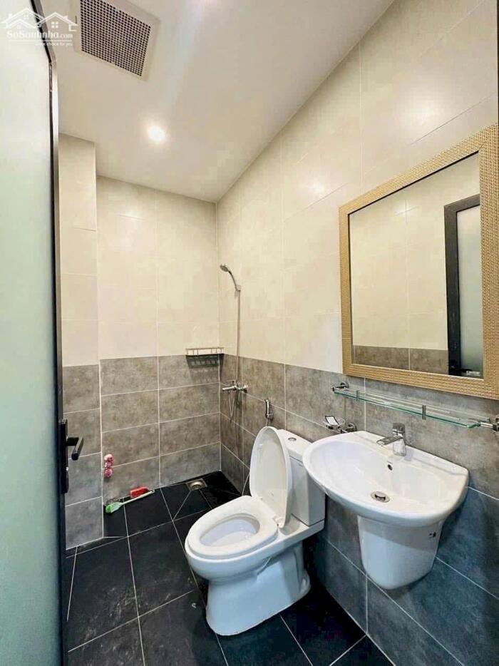 Hình ảnh Biệt thự 1 Trệt 2 Lầu Sân thượng hẻm 17 Trần Hoàng Na, P.Tân An, 4