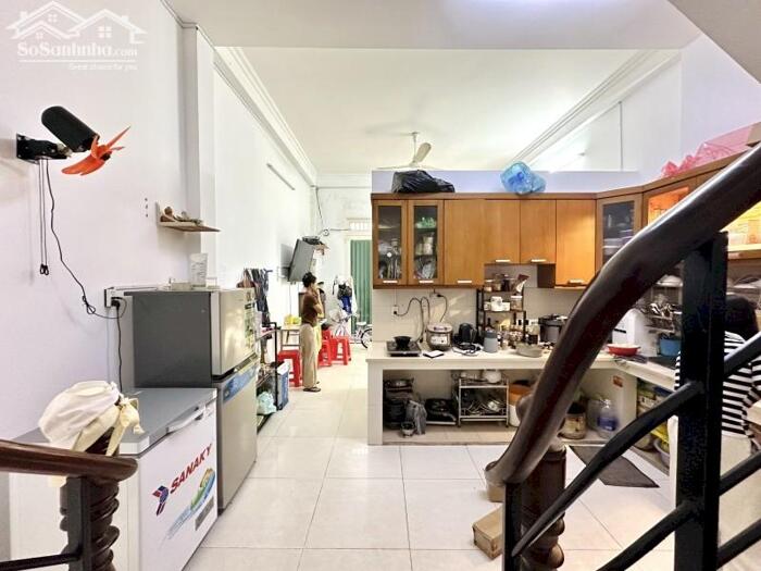 Hình ảnh NHÀ QUẬN 1 GIÁ BÌNH THẠNH – HẺM Ô TÔ NGUYỄN TRÃI, NGUYỄN CƯ TRINH 2